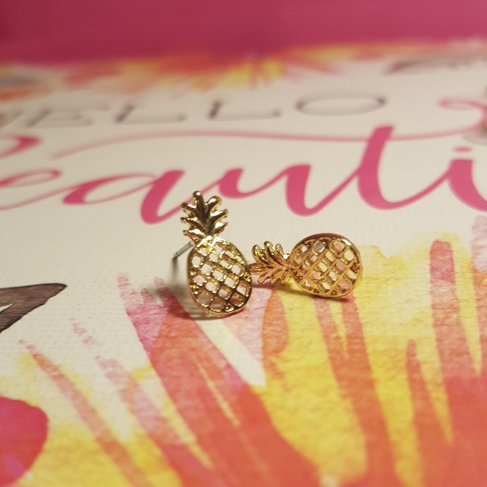 •NEW• 🍍 Pineapple 🍍 Earrings